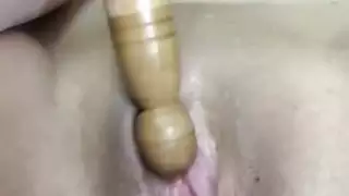 فيديو صريح لمراهقة عربية تسعد نفسها