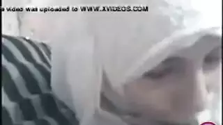 مشهد مص صريح مع مراهقة عربية رائعة