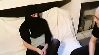 موديل عربية وقحة شرج عنيف وقذف داخلي