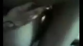 فتاة مصرية تأخذ قضيبًا صلبًا في مشهد صريح إكس إكس إكس