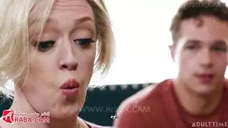 خيال الأمهات المثير: شهوة متزامنة وجنس خشن