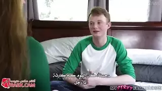 أفلام ناضجات: ربة منزل مهملة تبحث عن إشباع جنسي قاس