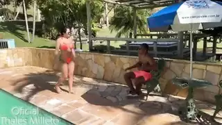 عطلة نهاية أسبوع ريفية إكس إكس إكس: سمراء موشومة تُحشى