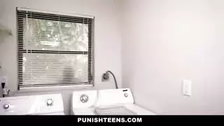 راهقة يغتصبها اللص بكل وحشية الإباح
