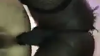 يمارس الجنس مع لي الكرات عميق وسأطلع لك