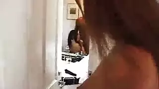 مقيدة ومسيطَر عليها في مشهد إكس إكس إكس متطرف