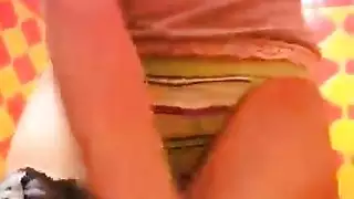ممثلة إباحية تمارس المص العميق