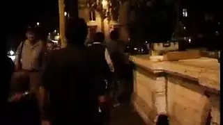 فيديو جنس وحشي: حصان يملأ مستقيمها بالسائل المنوي