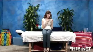 حارسات مسيحيات مصريات تأخذ قضيبًا كبيرًا