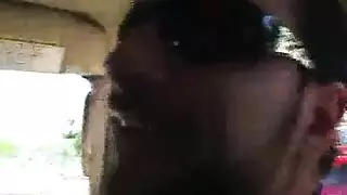 فتاة تسيطر على سالب خاضع في مشهد شرجي صريح