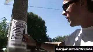 تجميع قذف عنيف على الوجه وحمالة الصدر
