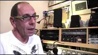 مخلوق جامح يأخذ بنت في تزاوج صريح وقاسي