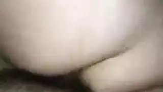 فتيات إندونيسيات بمؤخرات عملاقة في جنس صريح