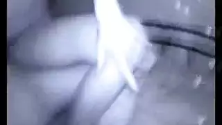 فعل قاسي لفتاة سوداء شابة مع إيلاج مزدوج