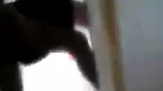 مهرجان جنسي جماعي على أكوام القش