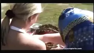 مواهب اباحية محترفة في جلسات صريحة