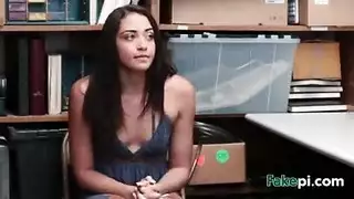 مص لقضيب سميك مع سمراء حارة