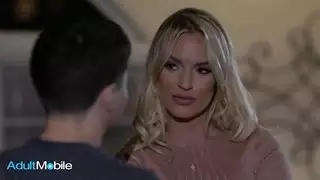 إغراء ابنت زوجته في المطبخ الشرقى ام ضفاير ومها لا تدري