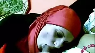 محجبة تمص زز