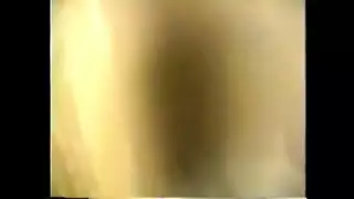 ألعب البليستيشن مع صديقي واتلصص علي امھ
