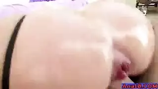 فتاه مراهقه تتناك من حببتها و يجبلها هديه