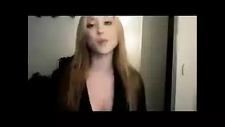 فتيات يغتصبون صديقتهم المراهقه بكل وحشيه و ياتبولون عليها