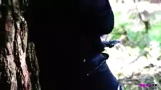 إكس إكس إكس: امرأة سمراء ناضجة في استمناء شديد