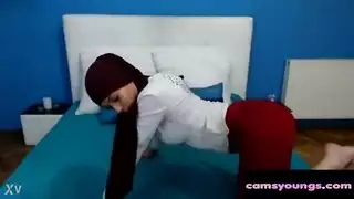 عاهرات عربيات يقدمن عروض إباحية مباشرة مجانية