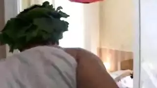 جماع جماعي قاسي لرجل عربي مع طاقم من العاهرات الخاضعات
