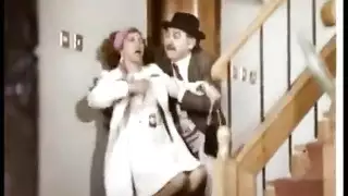 الكاميرا تلتقط كل بوصة من فرجها