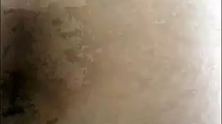 فتاة كاميرا تركية فاسقة تمتلئ فتحاتها الضيقة