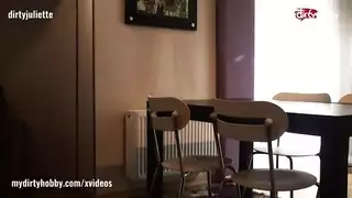زوج اختي يعود للمنزل ممحون وينيكني قبل عودت زوجته مترجم