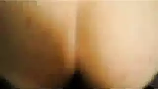 ياسمين كامبل الفاتنة المراهقة تخلع ملابسها ثم تتلقى اختراقاً عميقاً بالموز