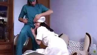 نيك في المستشفي باجمد وضعيات سكس ممرضات