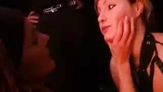 صفع الطيز بالكرباج