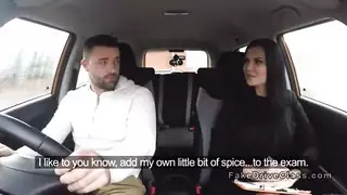 الاب يغتصب ابنته و يمارس معها الجنس