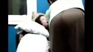 اخ مصري يستقل غياب أهله ويقتصب اخته تصوير مخفي