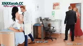 العلاج الساخن للطبيب: تفحيط فرجها القلق