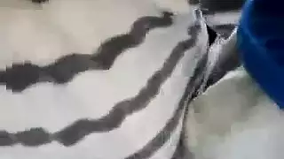 اخ يتلذذ بوح اختخ