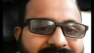 من سيدة أنيقة إلى ناضجة تتضور جوعاً للقضيب