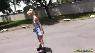 جماع حلق مكثف بقضيب وحشي أسود كبير