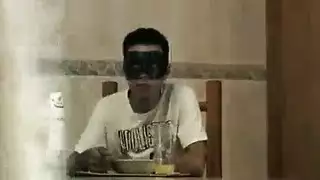 آسيوية ناضجة تأخذ شرجًا قاسيًا من فحل أكبر سنًا
