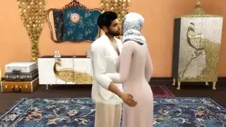 امرأة عربية تلعب