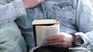 الزوجة و عشيقها