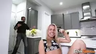 الام والصوره مثل الشرموطة الابن ينيك أمة