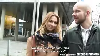 تتنك في الشارع مقبل المال