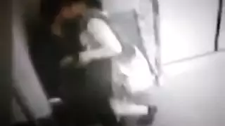 صبي امه مصري