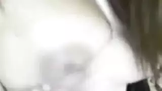فاتنة الساخنة الفرنسية على المنظار إغاظة مع بعض الثدي لطيفة مشاهدتها: