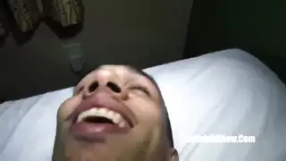 إكس إكس إكس أم عربية ناضجة تمتلئ بالقذف من لاعب كمال أجسام لاتيني ضخم