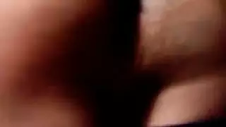 إلهة فارسية تتباهى بطيزها الضيق